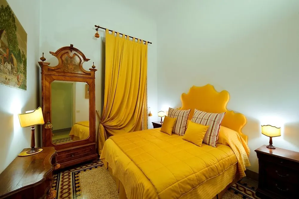 Residenze D'Epoca Palazzo Coli Bizzarrini Appartement Siena Italië